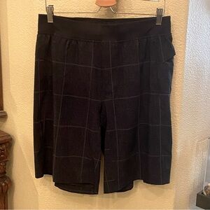 LULULEMON Men Black Gray Check Linerless Athletic Shorts Size Large